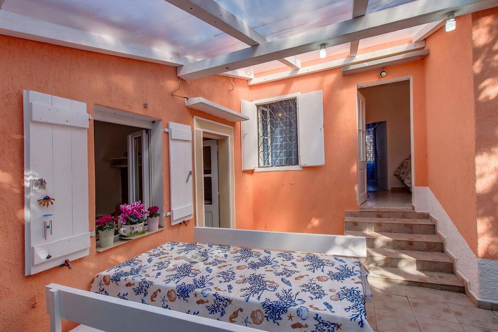 Narcis Central Apartment With Sea & City Views Veli Lošinj Exterior foto