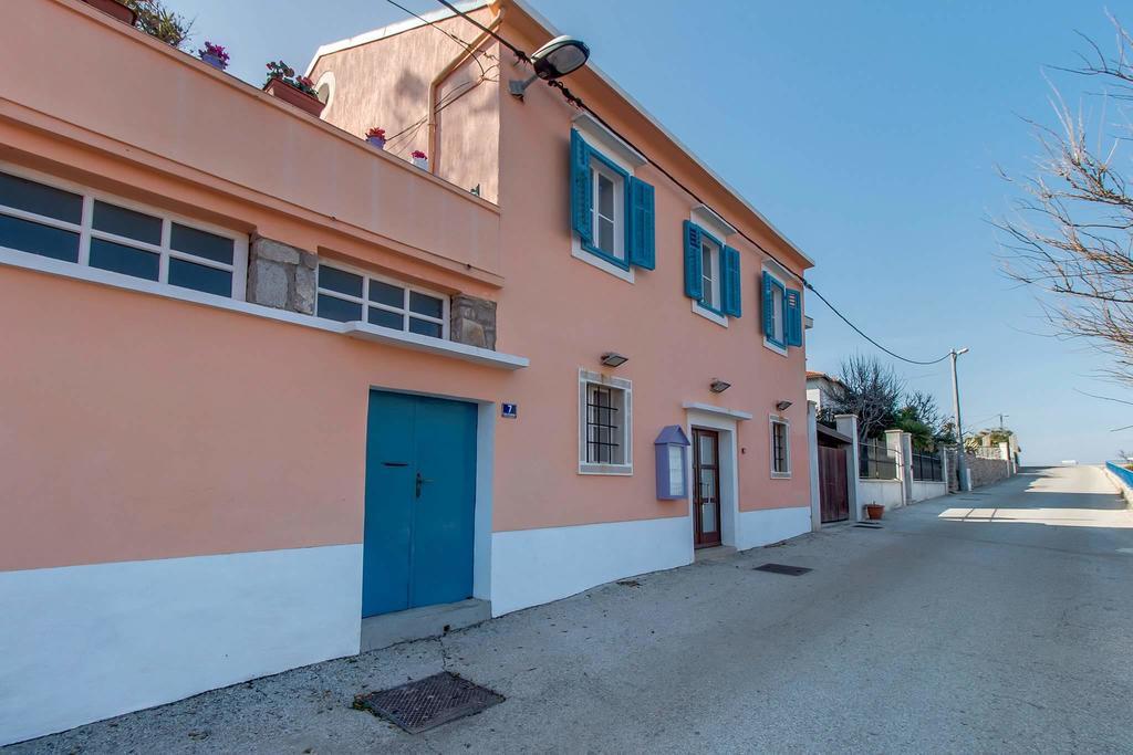 Narcis Central Apartment With Sea & City Views Veli Lošinj Exterior foto